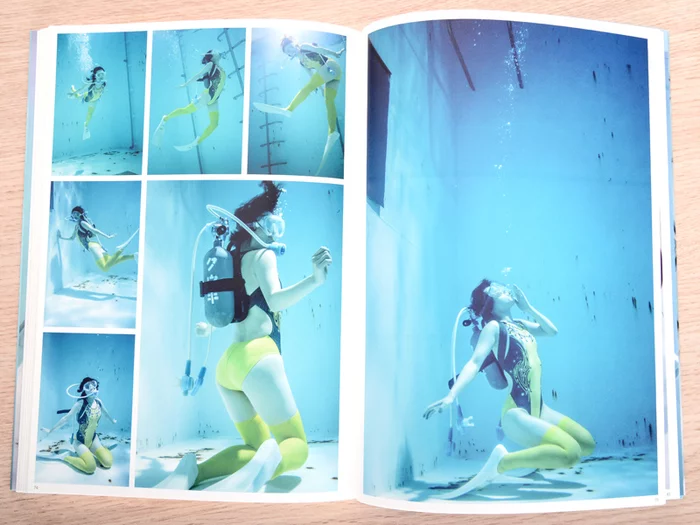 Underwater Knee High Girls Photo Collection 10 Underwater Knee High Girls Photo Collection - Image 8