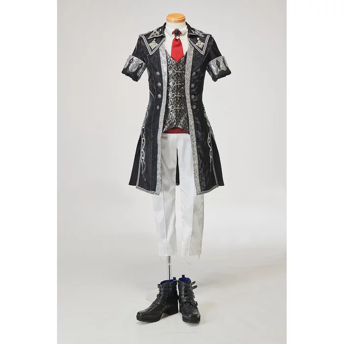 IDOLiSH 7 1st Live -Road To Infinity- Stage Costume Book 7 IDOLiSH 7 1st Live -Road To Infinity- Stage Costume Book - Image 5