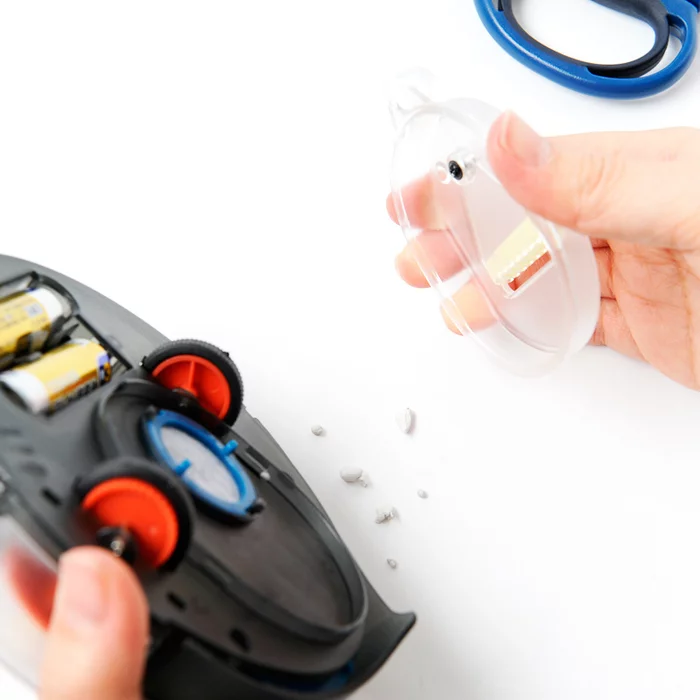 Otona No Kagaku Magazine Vol. 33 W/ Bonus Robot Vacuum Cleaner 16 Otona No Kagaku Magazine Vol. 33 W/ Bonus Robot Vacuum Cleaner - Image 14