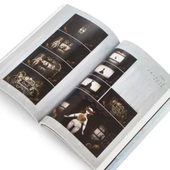 Black Butler: Book Of The Atlantic Key Artworks -Books Sales Store 9e79249ab69d4ad895421a173b71476c.jpg